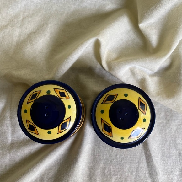 VINTAGE YOUNG’S SALT AND PEPPER SET CERAMIC CORN WHEAT 1999 EXCLUSIVE - Picture 3 of 8